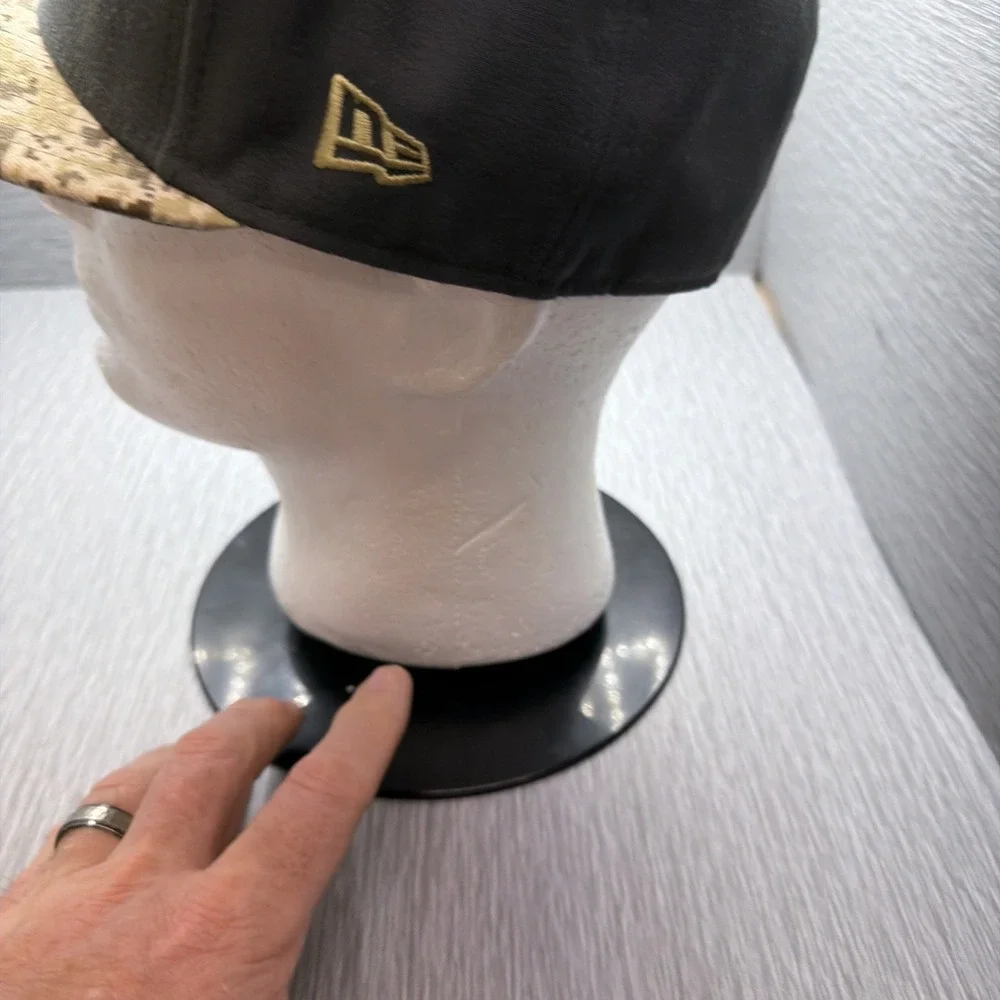San Francisco 49ers New Era 59FIFTY Fitted Hat 7 1/8 Gray Camo‎ Brim NFL